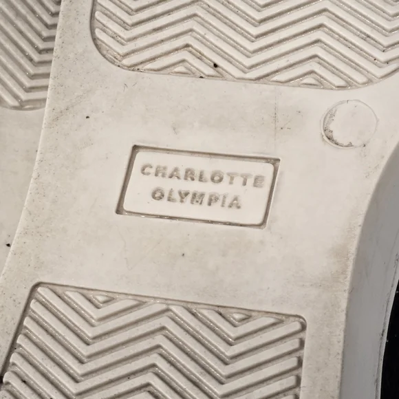 CHARLOTTE OLYMPIA Alex Pearl Embellished Sneakers In Black Size 40 - Picture 8 of 16